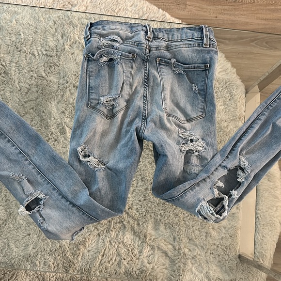 Ripped Jeans - Picture 2 of 2